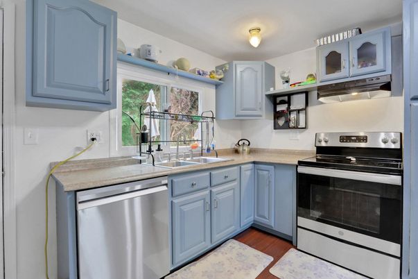 Interior, Kitchen, Stainless Steel Appliances, Wood Texture Flooring