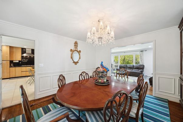 Chandelier, Dining room, Interior, Kitchen, Wood Texture Flooring