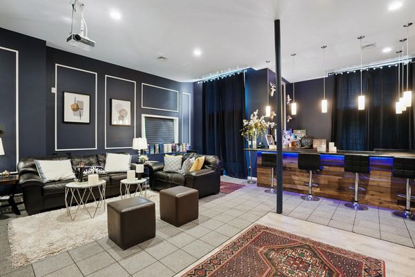 Interior, Living room, Pendant Lights, Recessed Lighting