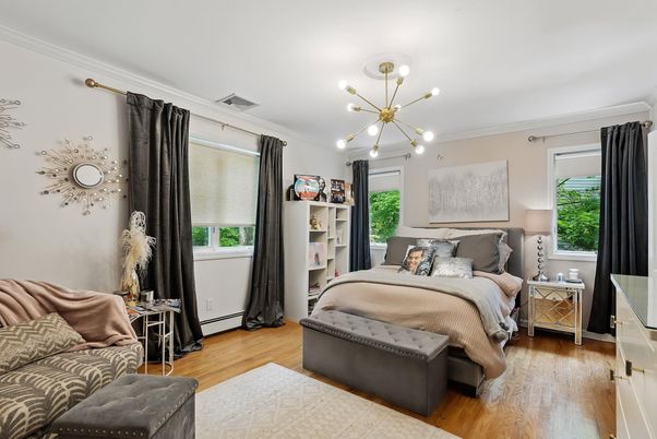 Bedroom, Interior, Pendant Lights, Wood Texture Flooring
