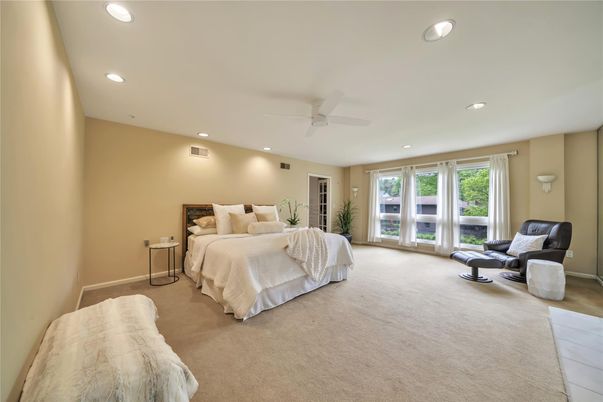 Bedroom, Interior, Recessed Lighting