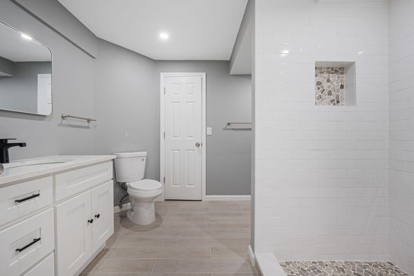 Bathroom, Interior, Recessed Lighting