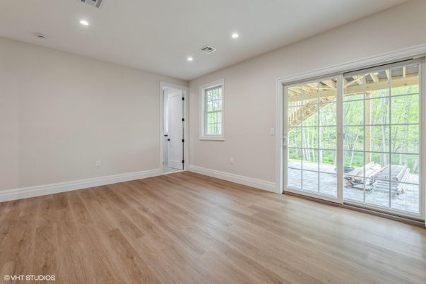Empty room, Interior, Recessed Lighting, Wood Texture Flooring