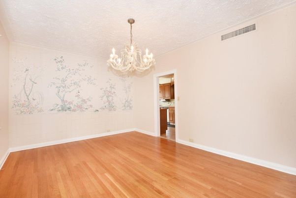 Chandelier, Empty room, Interior, Wood Texture Flooring