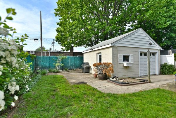 Backyard, Detached Garage, Exterior