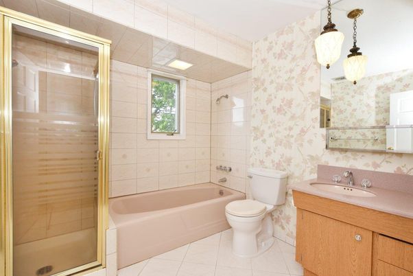Bathroom, Glass Shower, Interior, Pendant Lights