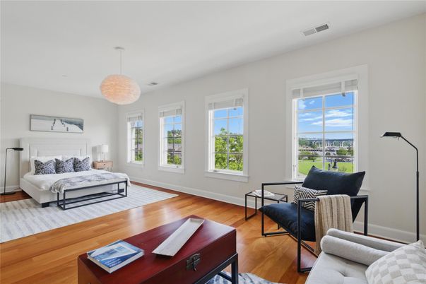 Bedroom, Interior, Pendant Lights, Wood Texture Flooring