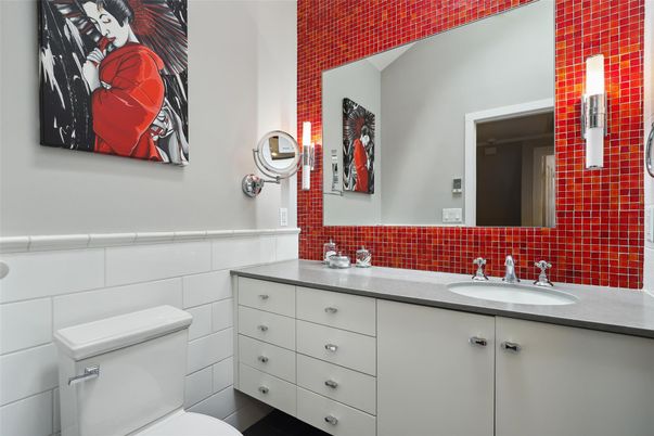 Bathroom, Dual Sink Vanities, Interior