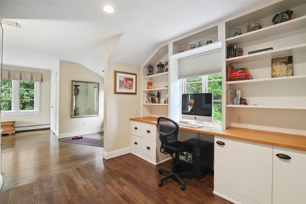 Home Office, Interior, Recessed Lighting, Wood Texture Flooring