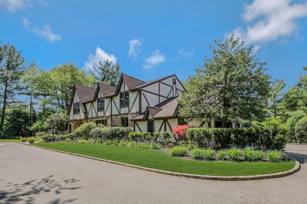 Exterior, Facade, Tudor Revival
