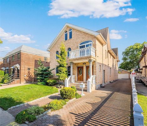 Exterior, Facade, Brick Facade, French Provincial