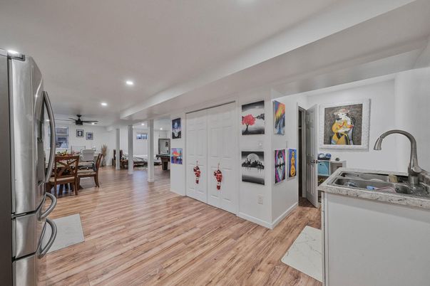 Dining room, Interior, Kitchen, Recessed Lighting, Wood Texture Flooring