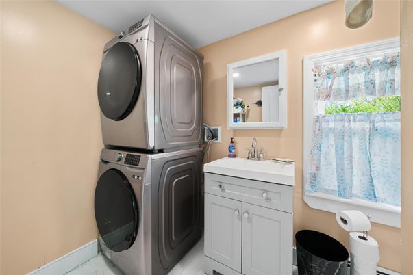 Interior, Recessed Lighting, Washer