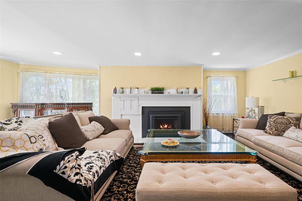 Fireplace, Interior, Living room, Recessed Lighting