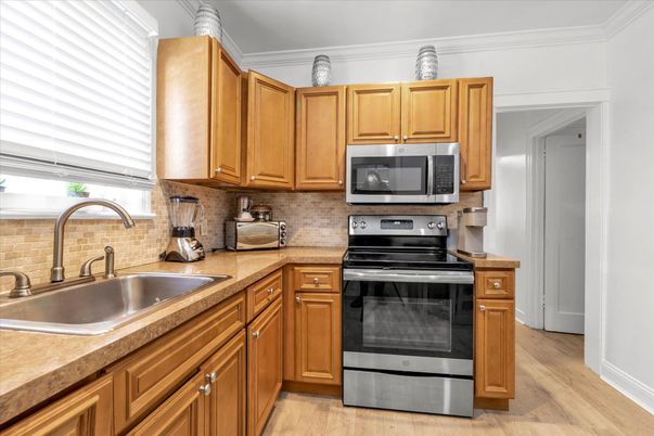 Interior, Kitchen, Stainless Steel Appliances, Wood Texture Flooring