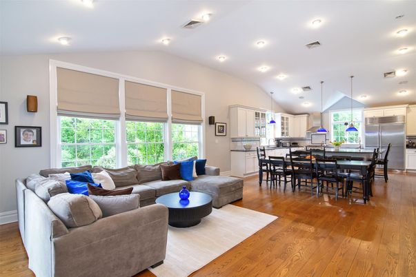 Dining room, Interior, Kitchen, Living room, Pendant Lights, Recessed Lighting, Stainless Steel Appliances, Wood Texture Flooring