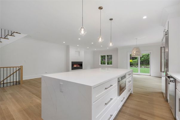 Fireplace, Interior, Kitchen, Pendant Lights, Recessed Lighting, Wood Texture Flooring