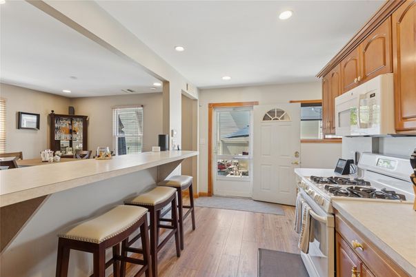 Interior, Kitchen, Recessed Lighting, Wood Texture Flooring