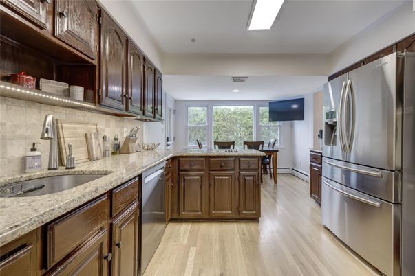 Dining room, Interior, Kitchen, Recessed Lighting, Wood Texture Flooring
