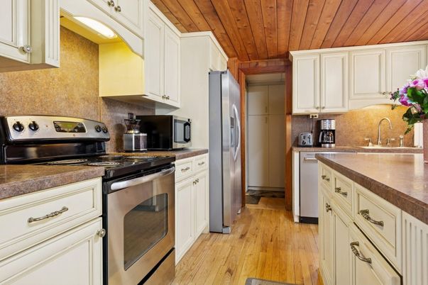 Interior, Kitchen, Wooden Ceilings, Wood Texture Flooring
