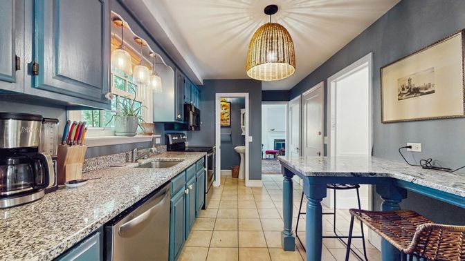 Interior, Kitchen, Pendant Lights, Stainless Steel Appliances