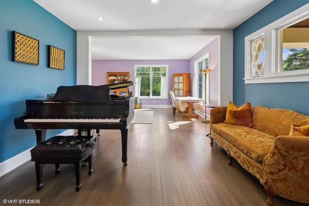 Dining room, Interior, Piano, Recessed Lighting, Wood Texture Flooring