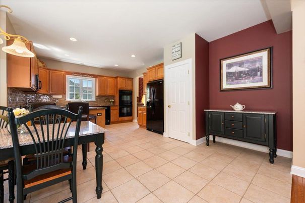 Dining room, Interior, Kitchen, Recessed Lighting