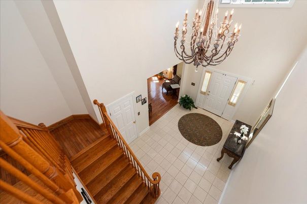 Chandelier, Dining room, Fireplace, Interior, Wood Texture Flooring