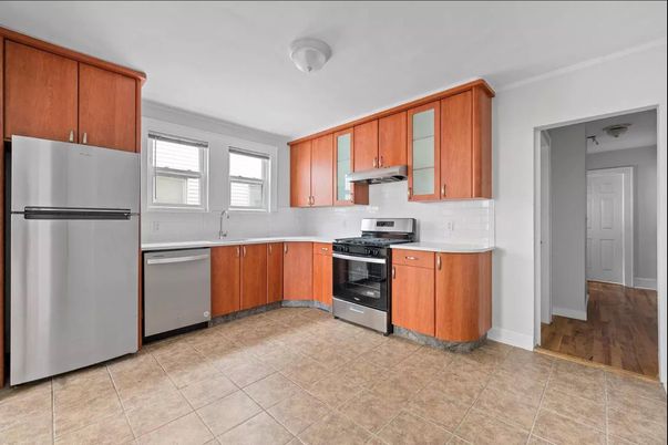 Interior, Kitchen, Stainless Steel Appliances, Wood Texture Flooring