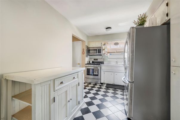 Interior, Kitchen, Stainless Steel Appliances