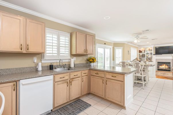 Dining room, Fireplace, Interior, Kitchen, Recessed Lighting