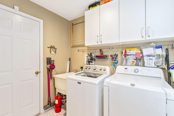 Interior, Washer