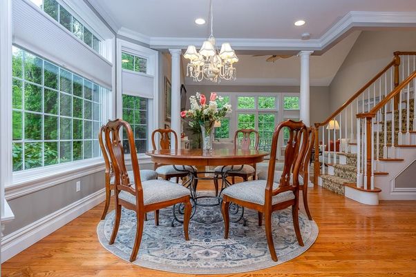 Chandelier, Dining room, Interior, Recessed Lighting, Wood Texture Flooring