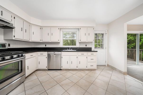Interior, Kitchen, Stainless Steel Appliances
