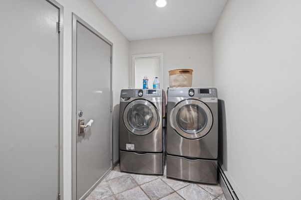 Interior, Recessed Lighting, Washer