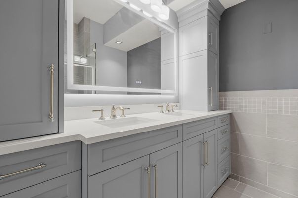 Bathroom, Dual Sink Vanities, Interior