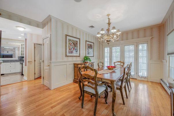 Chandelier, Dining room, Interior, Kitchen, Wood Texture Flooring