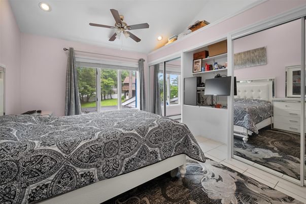 Bedroom, Interior, Recessed Lighting