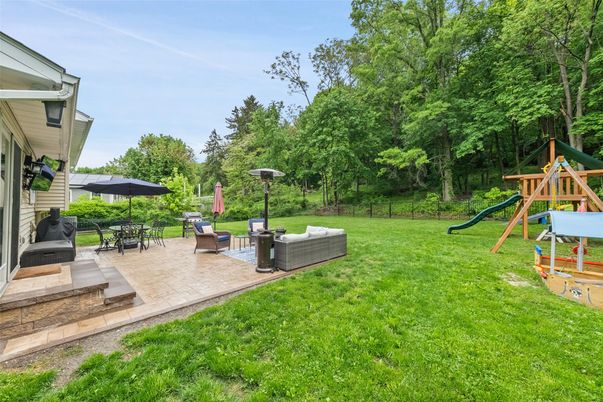 Backyard, Exterior, Playground