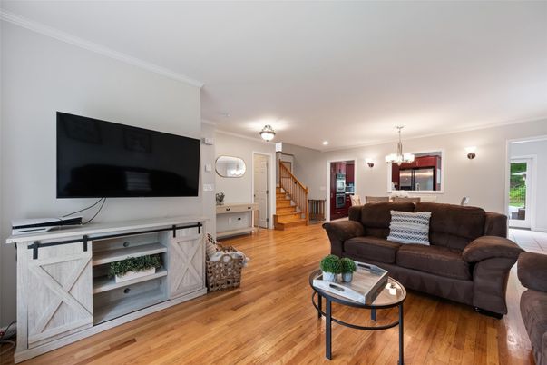 Dining room, Interior, Living room, Recessed Lighting, Wood Texture Flooring