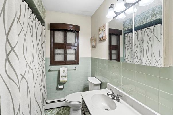 Bathroom, Interior