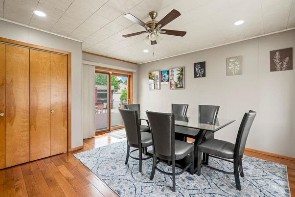 Dining room, Interior, Recessed Lighting, Wood Texture Flooring
