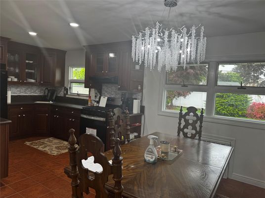 Chandelier, Dining room, Interior, Kitchen, Recessed Lighting