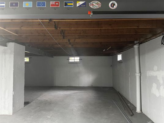 Interior, Wooden Beams
