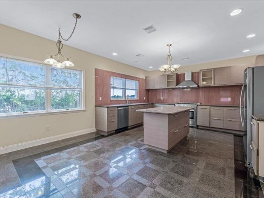 Chandelier, Interior, Kitchen, Recessed Lighting, Stainless Steel Appliances