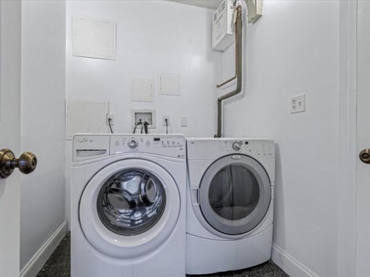 Interior, Utility Closets, Washer