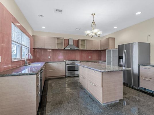 Chandelier, Interior, Kitchen, Recessed Lighting, Stainless Steel Appliances