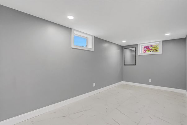 Empty room, Interior, Marble, Recessed Lighting