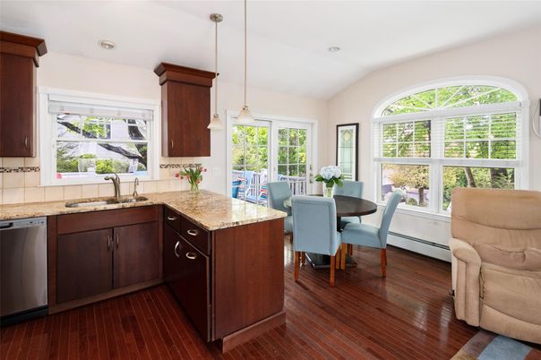 Dining room, Interior, Kitchen, Pendant Lights, Recessed Lighting, Wood Texture Flooring