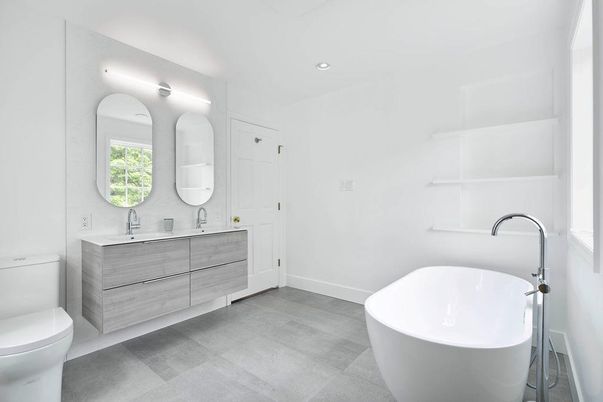 Bathroom, Dual Sink Vanities, Free Standing Baths, Interior, Recessed Lighting